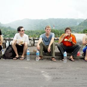 13 (and Then Some) Kids in&nbsp;Ende